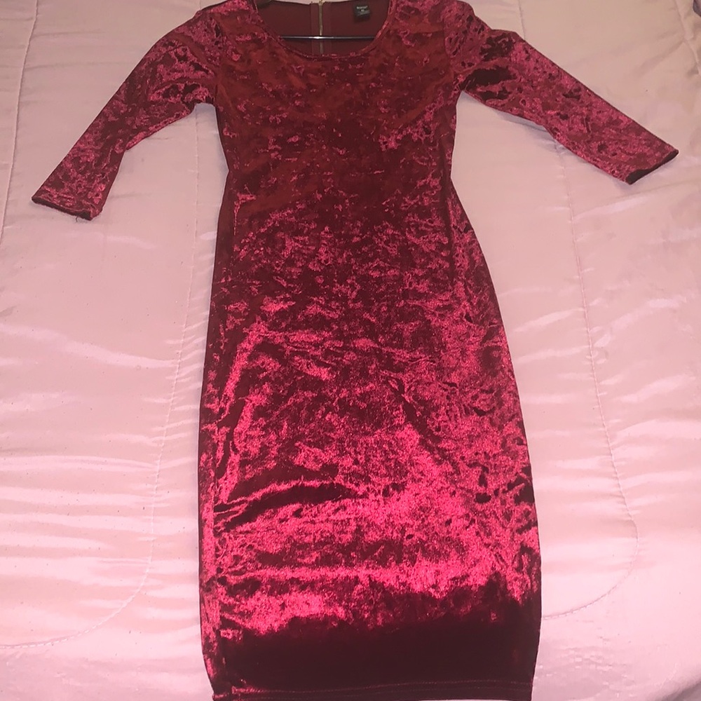 Business casual or girls night out stretchy but tight fitted dress